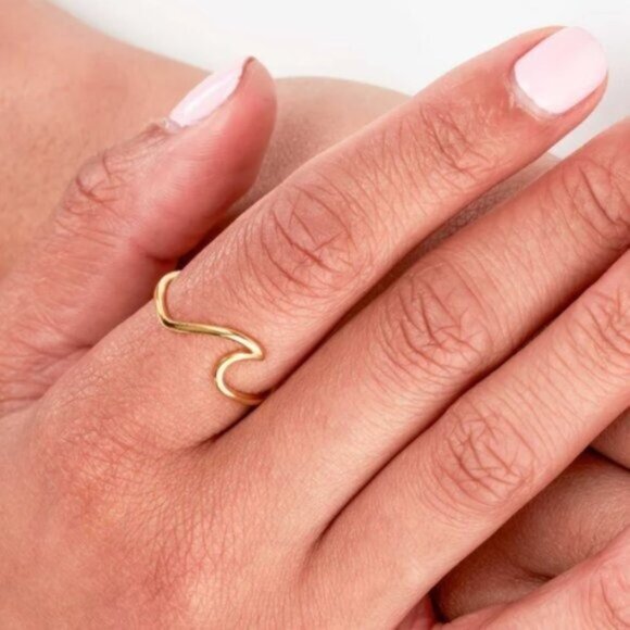 Gold Ring WATERPROOF Dainty Ocean Wave Gold Ring Surfer Girl Ring Non-tarnish - Picture 5 of 11